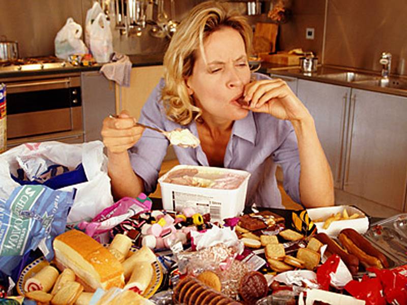 6 признаков пищевой зависимости. К чему она может привести?